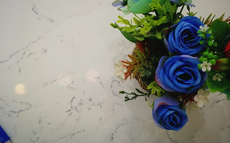 Carrara White Artificial Quartz Stone Countertops Tiles