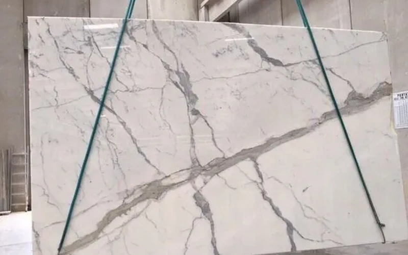 Custom Calacatta Gold Marble Countertop Reception Bar