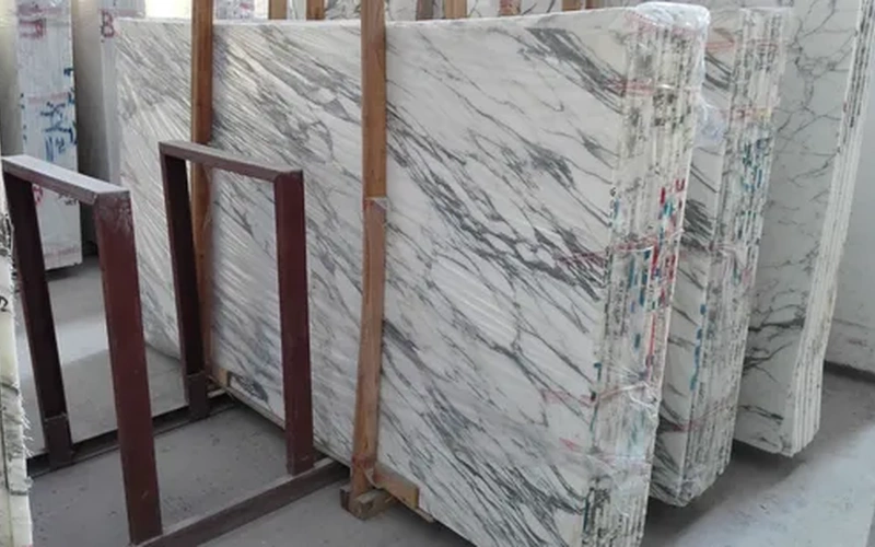 Custom Calacatta Gold Marble Countertop Reception Bar