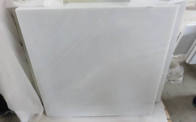 Natural Calacatta Marble Slabs for Interior Design