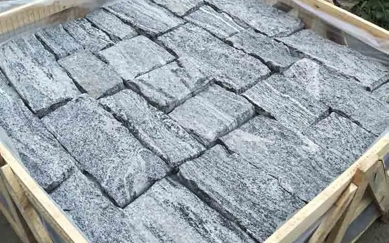 Natural Grey Granite Castle Wall Stone Cladding