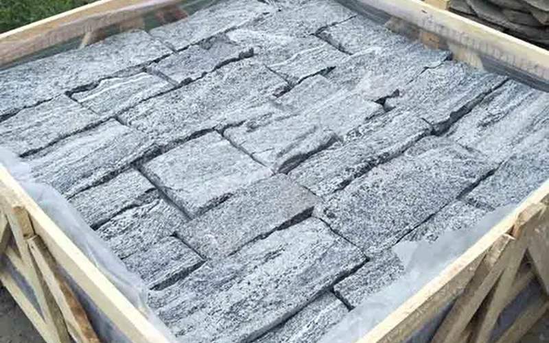 Natural Grey Granite Castle Wall Stone Cladding