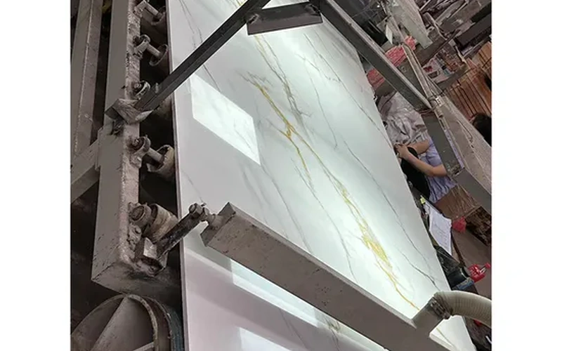 Polished Engineered White Marble Stone Slabs