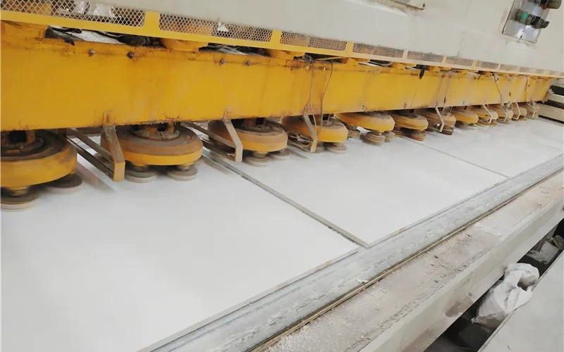 Super White Engineered Marble Stone Countertop Slabs